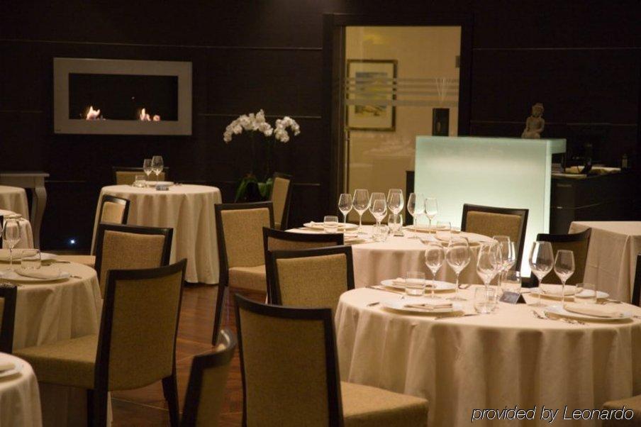 Hotel Federico II Jesi Restaurang bild